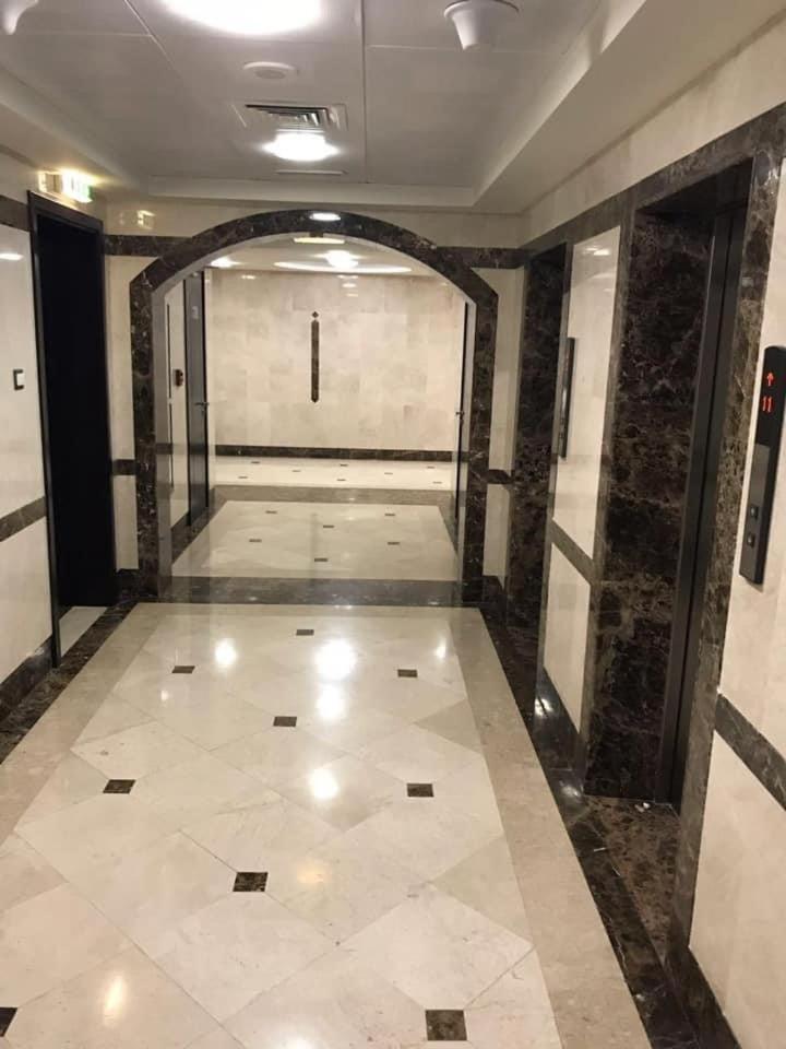 Sn Real-estate House Apartamento Abu Dhabi